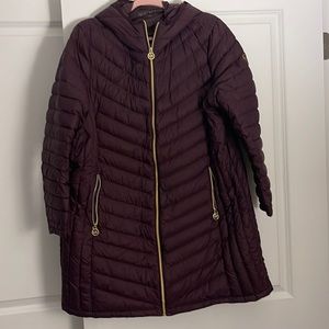 Michael Kors puffer jacket size 1X burgundy